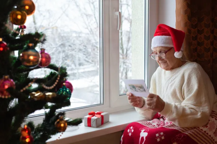  Ways to Brighten the Season for through Cards For Your Elderly